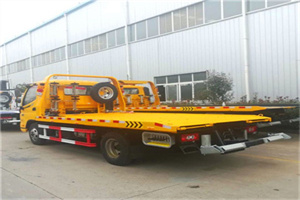 城口附近拖车救援搭电