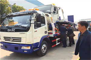 城口汽车道路救援拖车价格